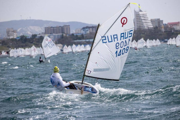 Парусный спорт гонки