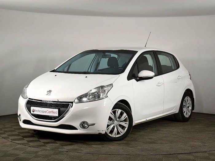 Peugeot 208 2010