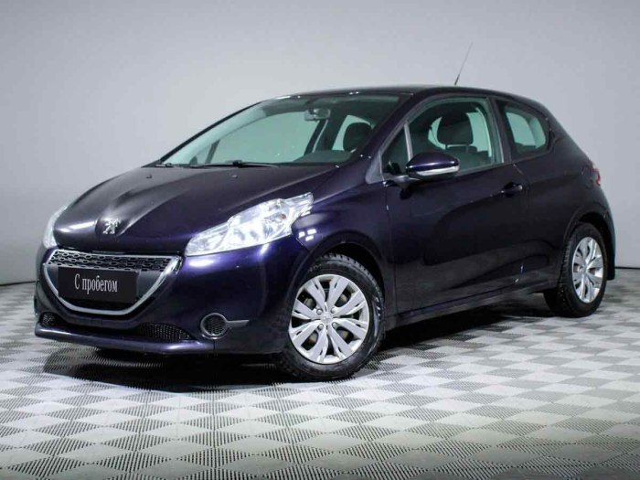 Peugeot 208 2013