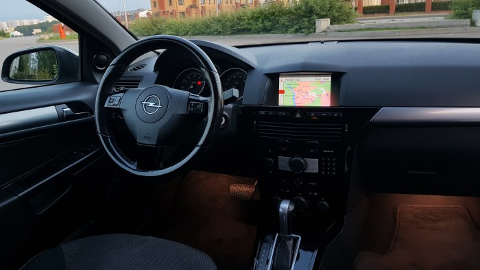 Опель Астра h 1.8 автомат
