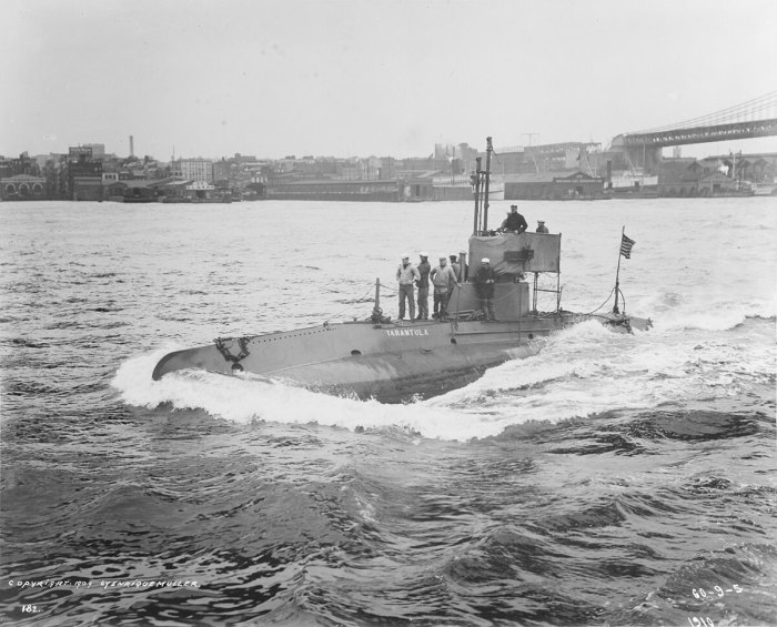 USS Mayflower подлодка