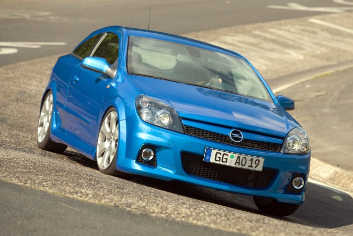 Opel Astra h GTC OPC