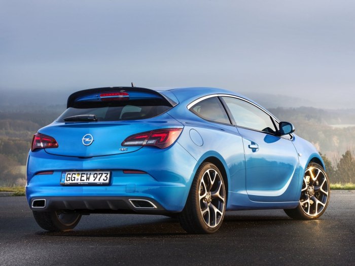 Opel Astra OPC