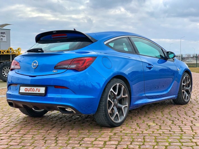 Opel Astra OPC 2009