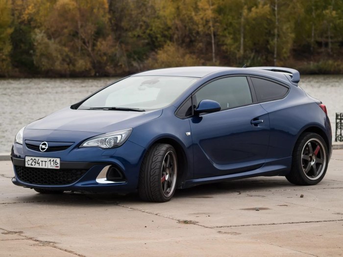 Opel Astra OPC