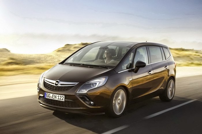 Opel Zafira Tourer 2013