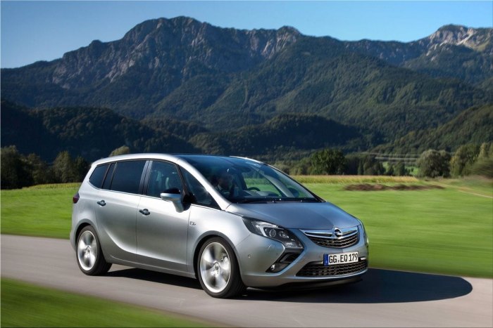 Opel Zafira c Tourer