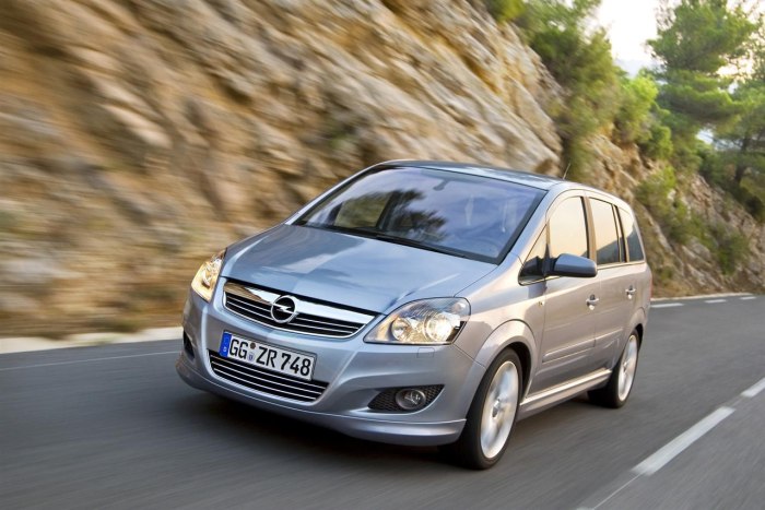 Opel Zafira b 2008