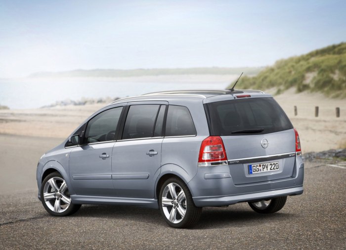 Opel Zafira 2008