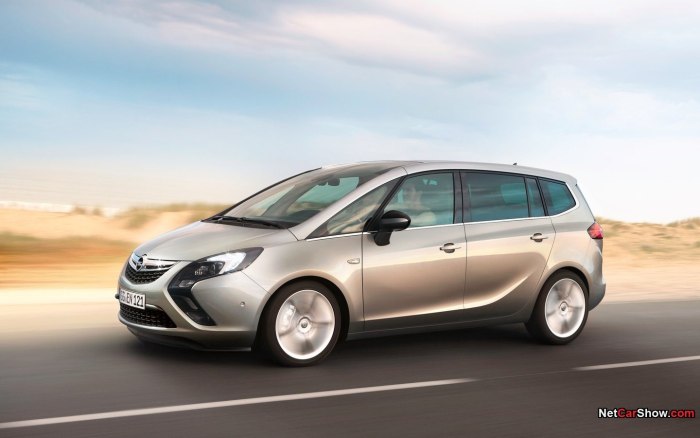 Opel Zafira c Tourer