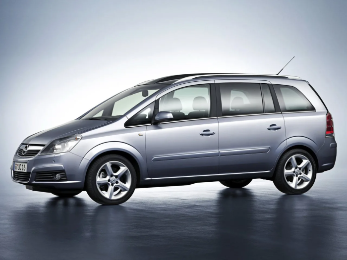 Opel Zafira b (2005–2008)