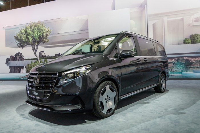 Mercedes Benz v class 2024