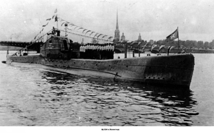 Советская подводная лодка щ-324