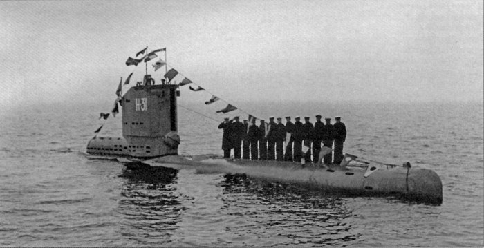 Немецкая подводная лодка 1945
