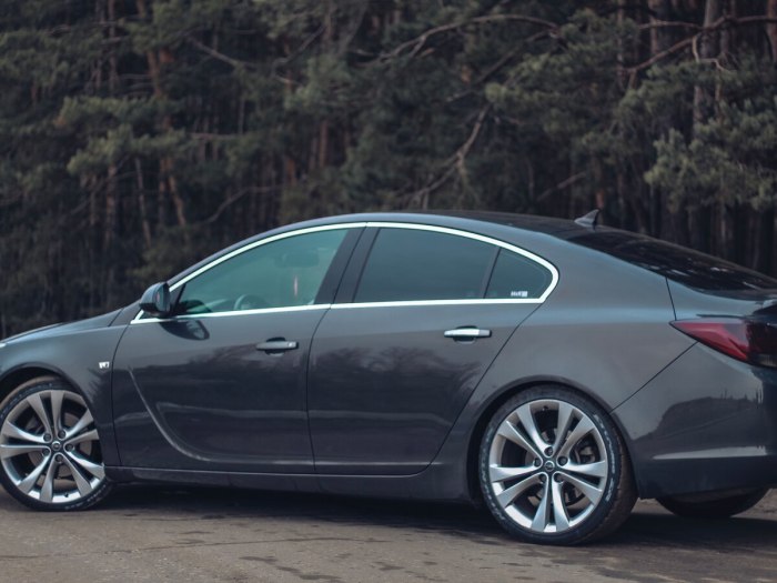 Opel Insignia лифтбек