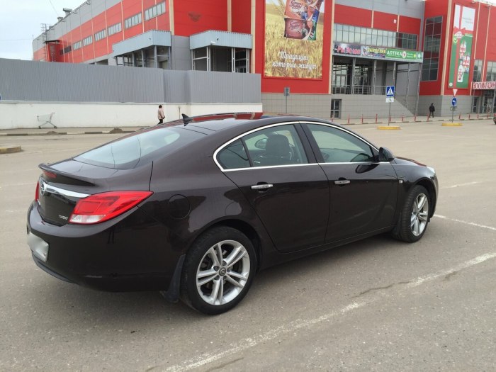 Opel Insignia лифтбек