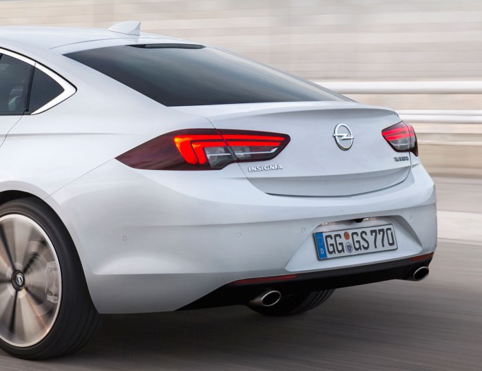 Opel Insignia 2019 лифтбек