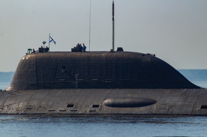 Атомная подводная лодка в Кронштадте