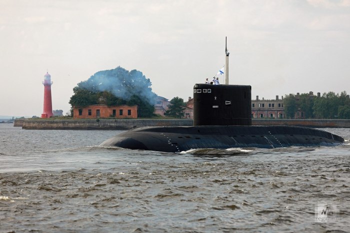 Лодка в Кронштадте