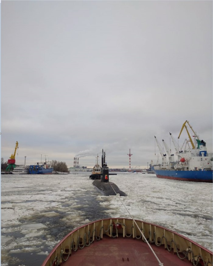 Подводная лодка "Кронштадт" проекта 677 "Лада"