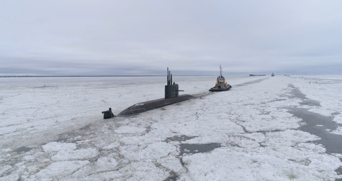 Подводная лодка "Кронштадт" проекта 677 "Лада"