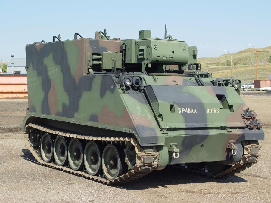 Командно-штабная машина m577