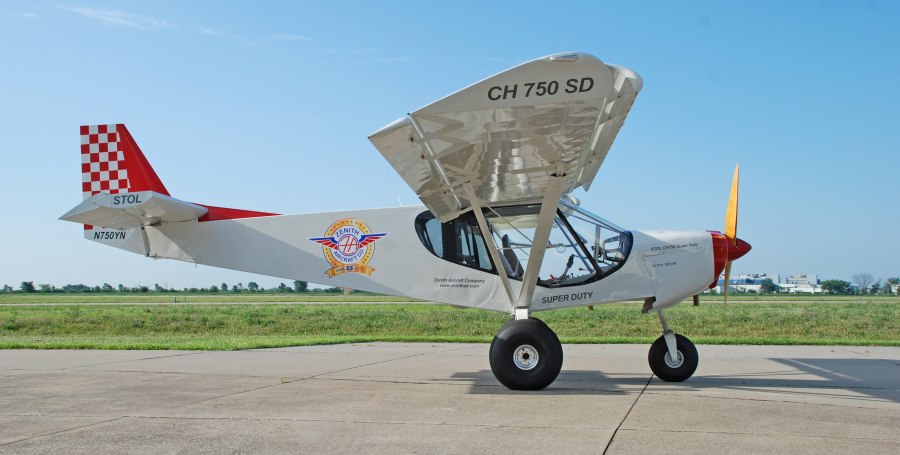 Самолёт Зенит Ch 750