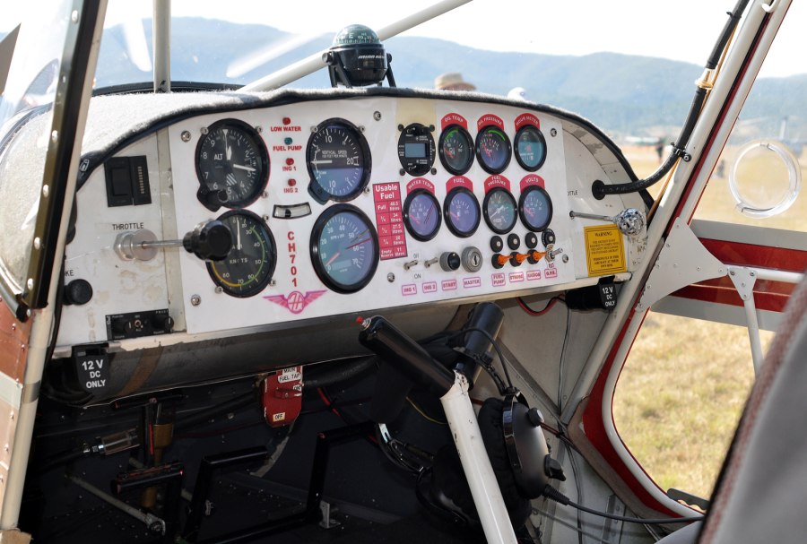 Самолёт Ch-10