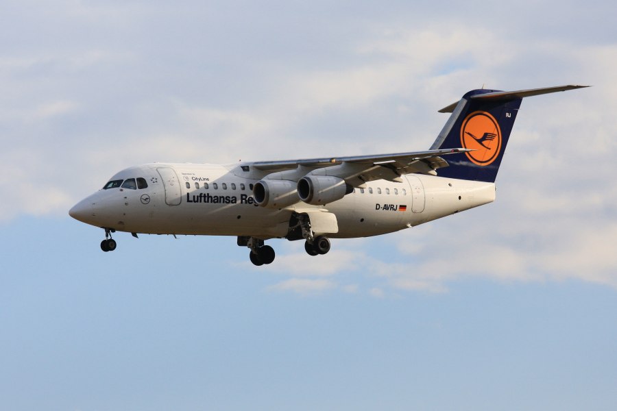 Авро rj85