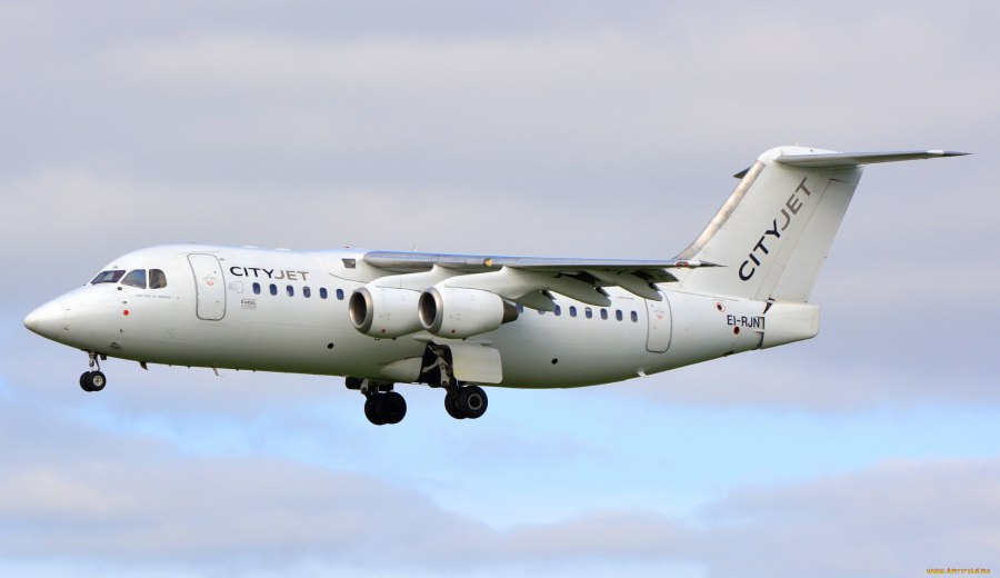 Самолёт Avro RG 85