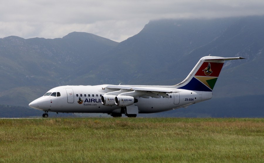 Rj85 самолет
