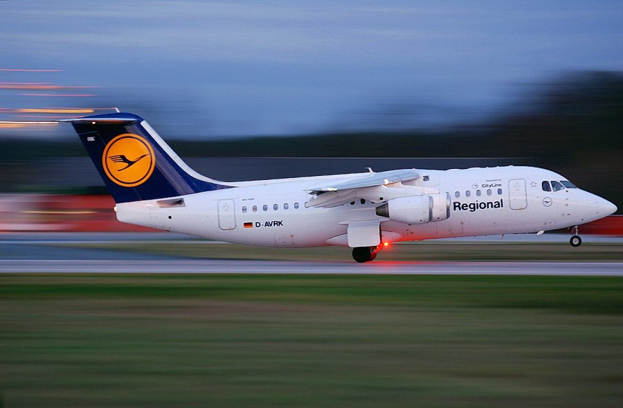 Самолеты RJ 85 салон