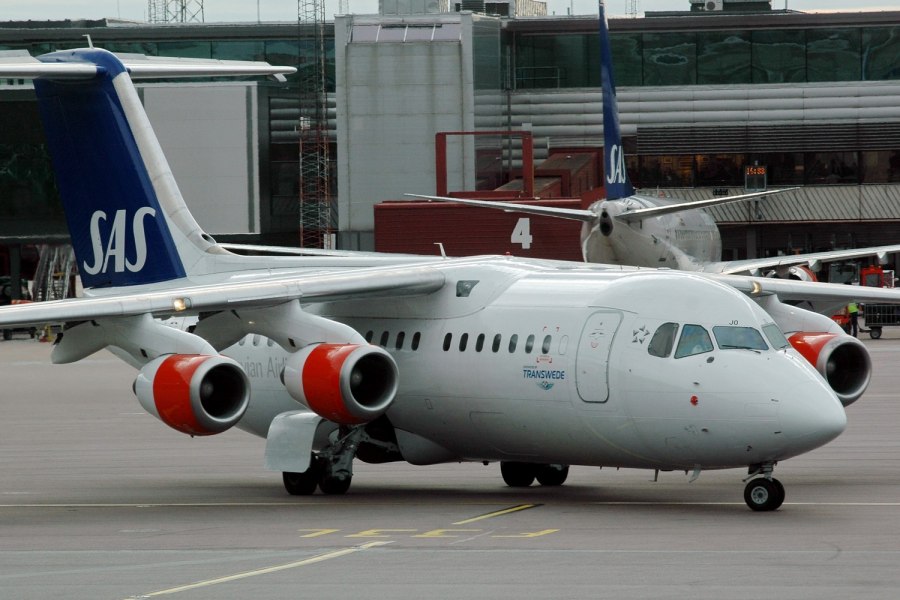 Avro rj85