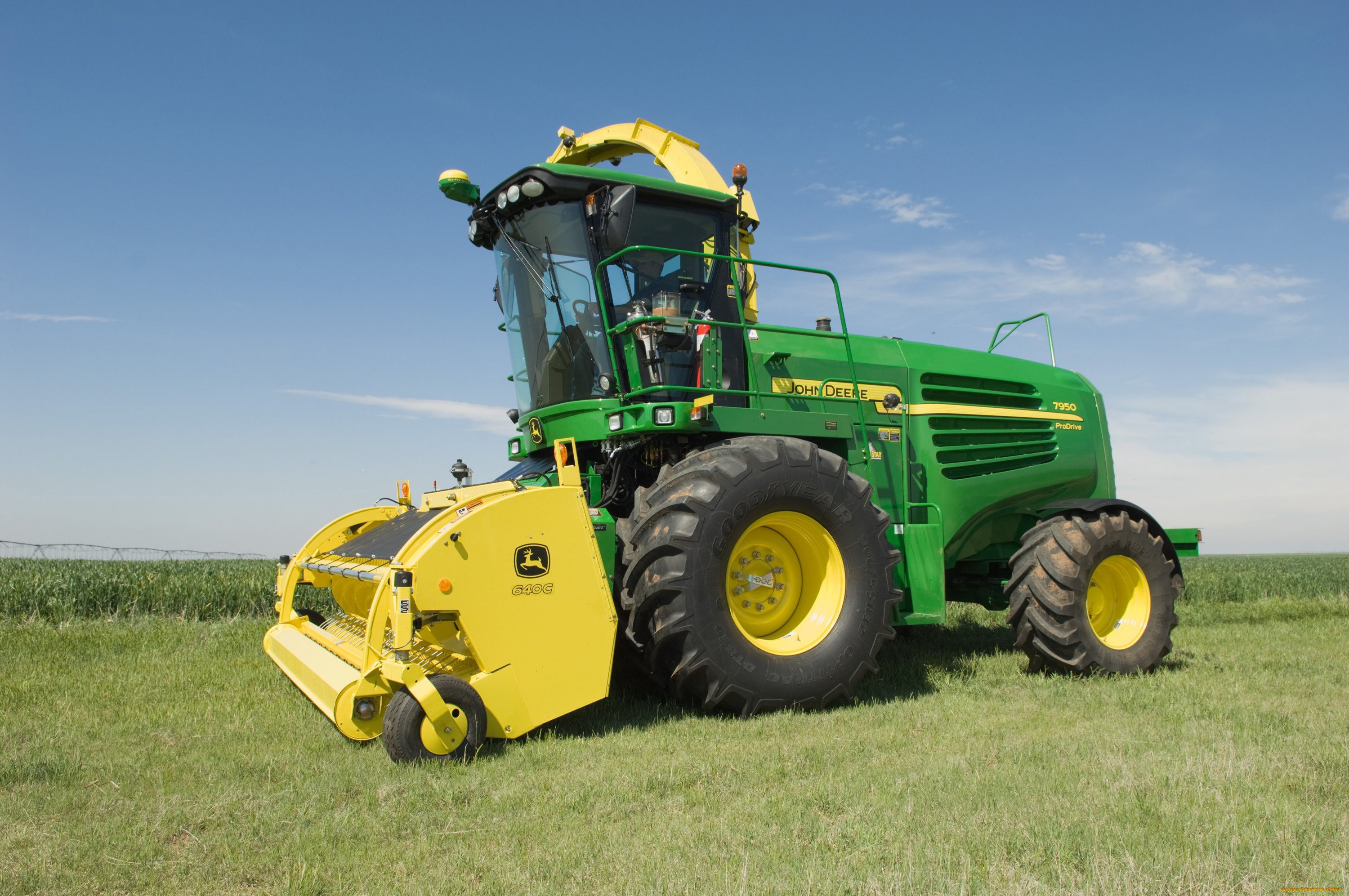 Диры. Кормоуборочный комбайн John Deere. Кормоуборочный комбайн Джон Дир 8300. John Deere 7950. Комбайн кормоуборочный John Deere 7250.