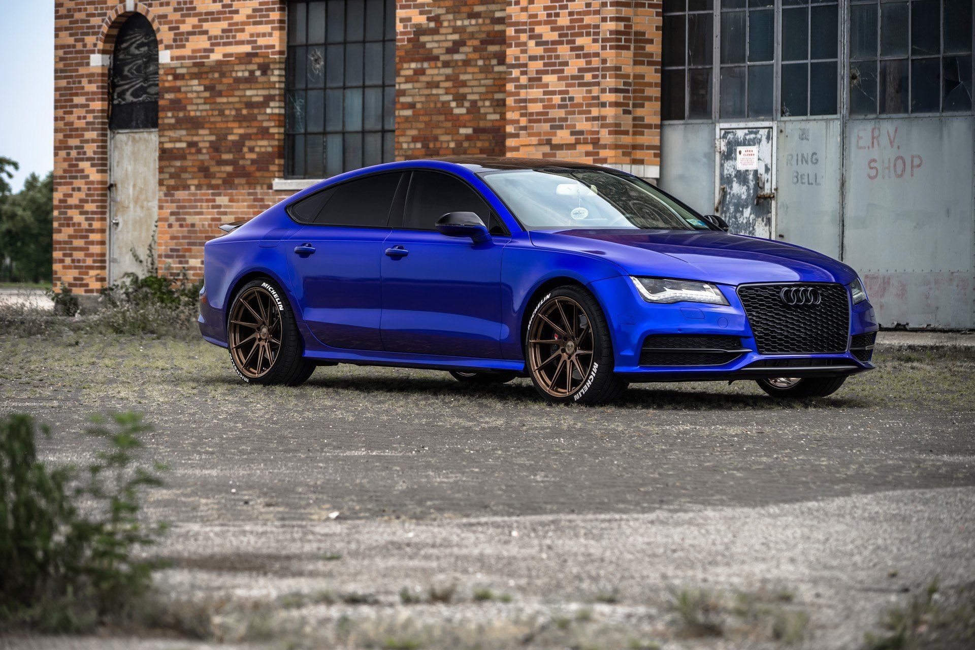 Audi rs5 фиолетовая