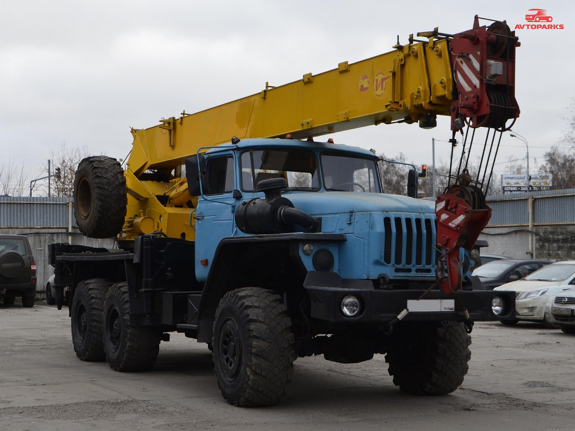 Кран урал. Автокран Ивановец КС-35714. Кран кс3574 Урал Ивановец. Урал 4320 кран Ивановец. Урал 4320 Ивановец.