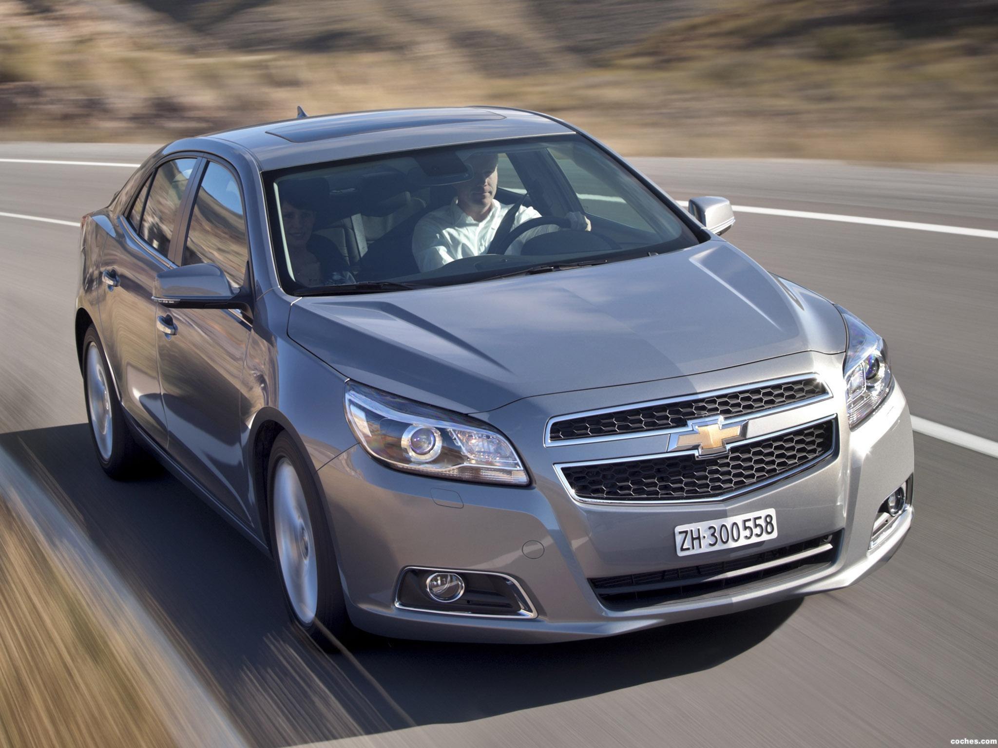 Модели шевроле. Chevrolet седан Малибу. Chevrolet Malibu седан. Chevrolet Malibu американский. Шевроле седан Малибу Малибу.