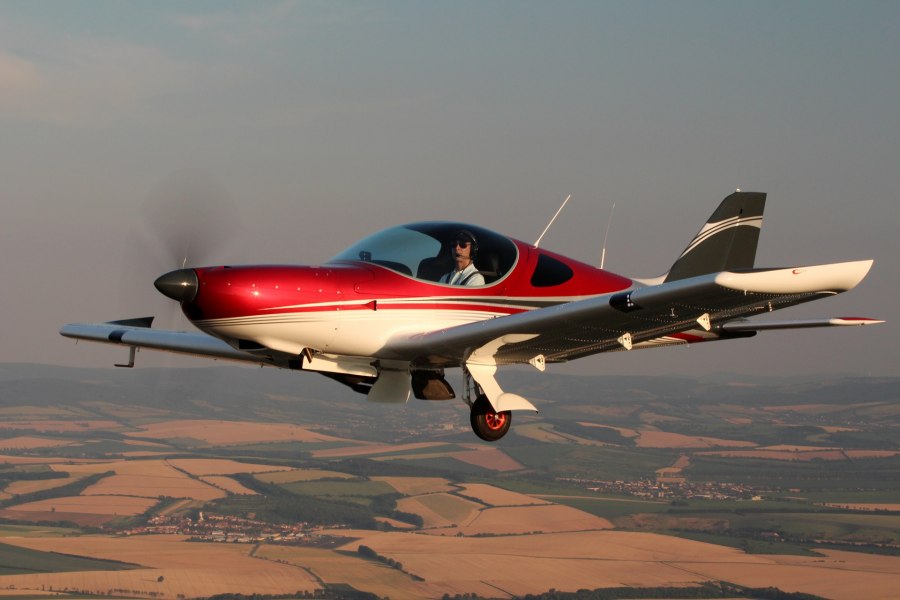 Mustang 3800 SPORTCRUISER