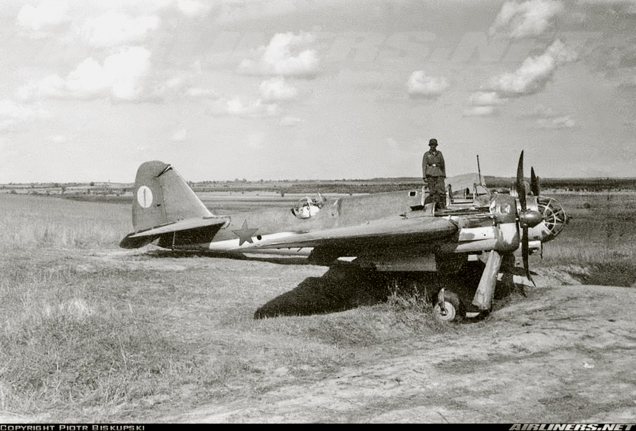 Самолет разведчик р 5