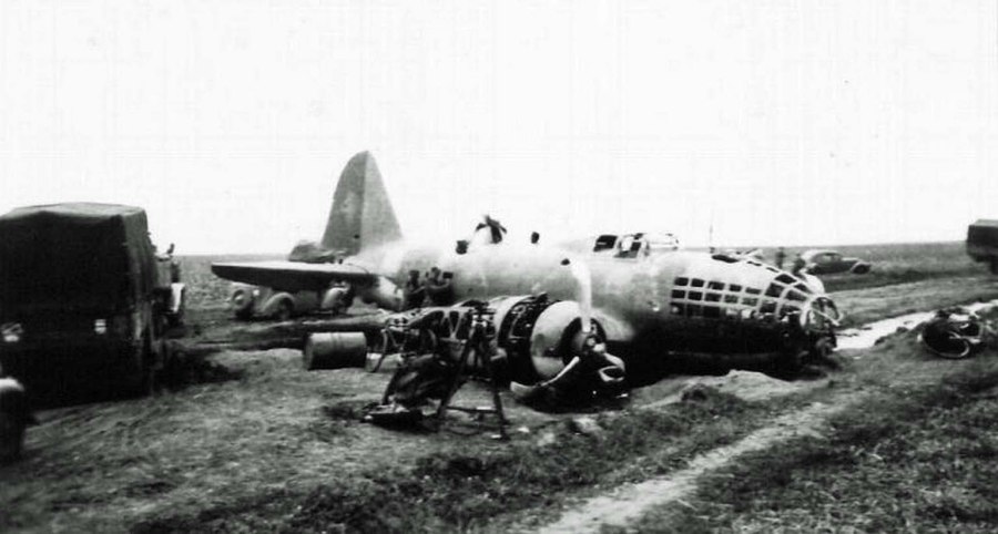 Р10 самолет