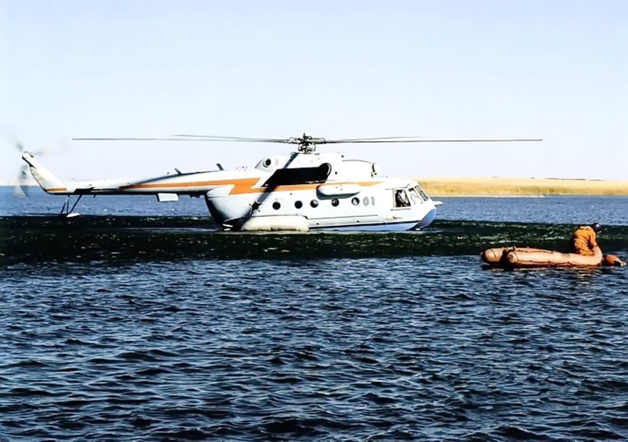 Ми 14пл на воде
