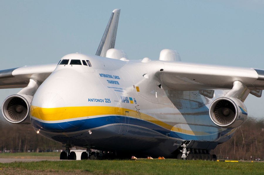 Antonov 225