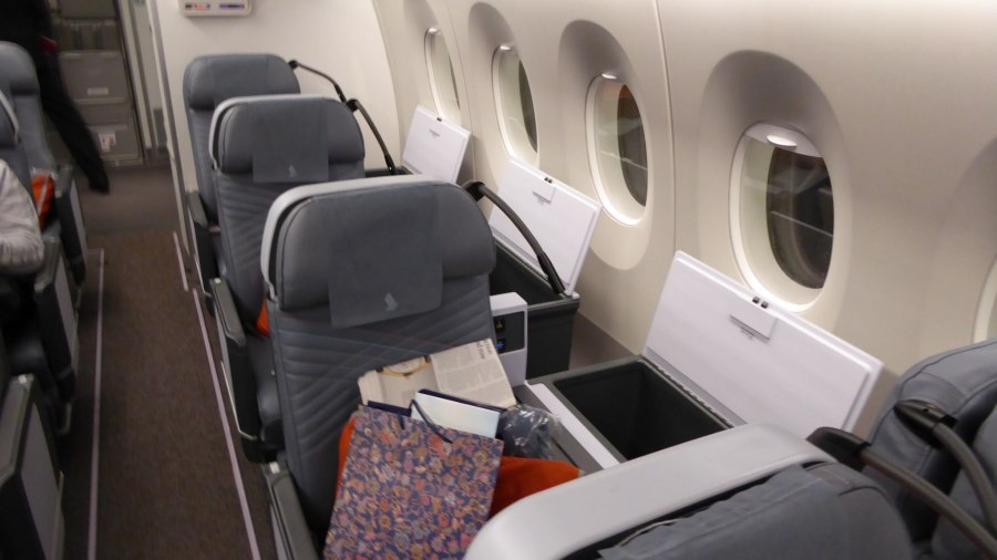 Airbus a350-900 салон