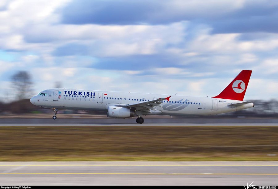А-321 самолет Туркиш Эйрлайнс