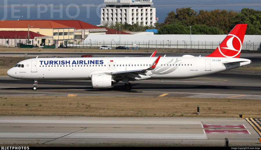 Airbus a330-300 турецкие авиалинии