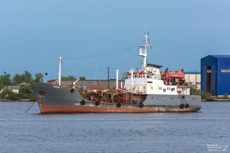 Caspian Breeze судно