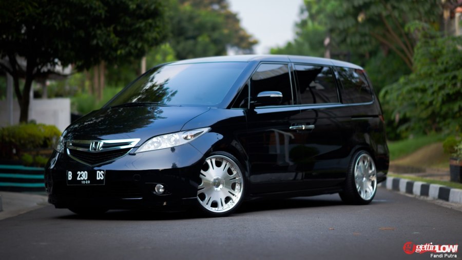 Honda Odyssey 2016 гибрид