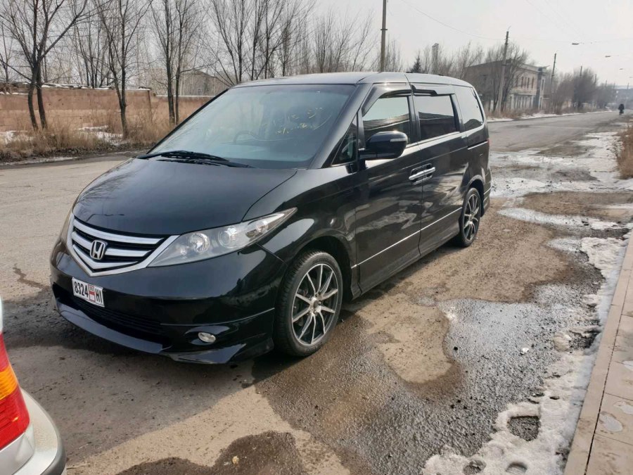 Honda Elysion Prestige 3.5
