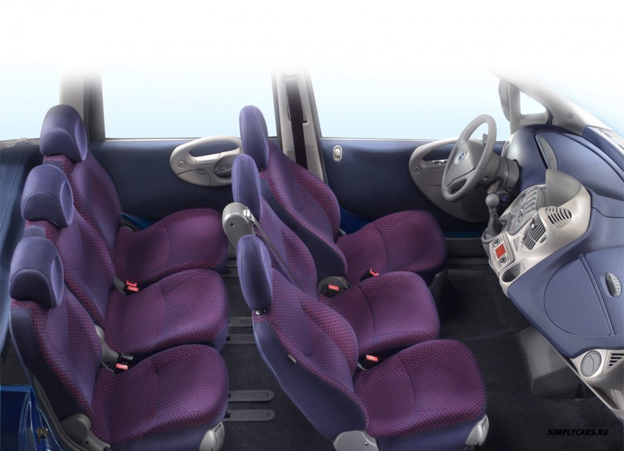 Fiat Multipla (2002) салон