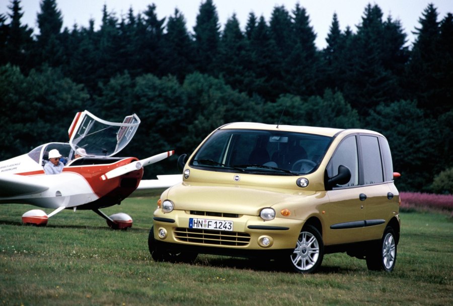 Fiat Multipla (2002) салон
